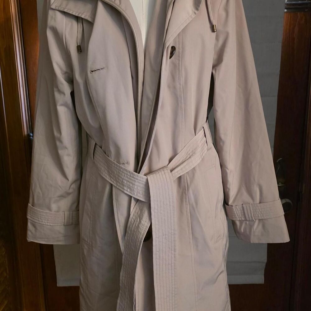 London-fog Women's Cream and Tan Jacket